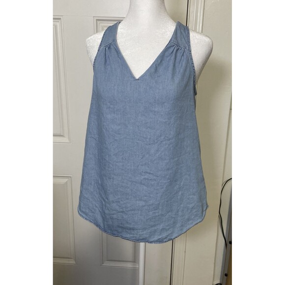 Old Navy Women's Blue Chambray Denim Tank Top XS V-Neck Open Keyhole Back Casual - Picture 9 of 9